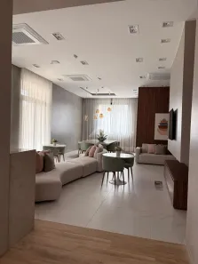 Apartamento com 3 Quartos para alugar, 122m² no Cambuí, Campinas