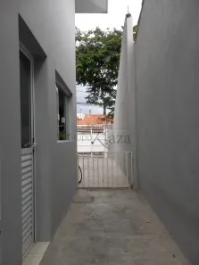 Casa com 2 Quartos à venda, 100m² no Loteamento Villa Branca, Jacareí