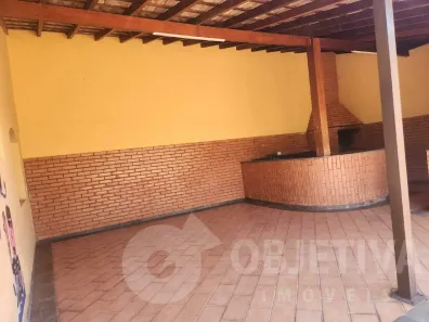 Casa com 4 Quartos à venda, 274m² no Vigilato Pereira, Uberlândia