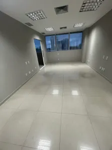 Sala Comercial à venda, 113m² no Caminho das Árvores, Salvador
