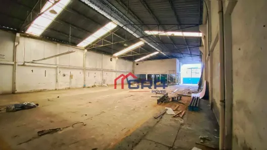 Galpão/Depósito/Armazém à venda, 580m² no Califórnia da Barra, Barra do Piraí