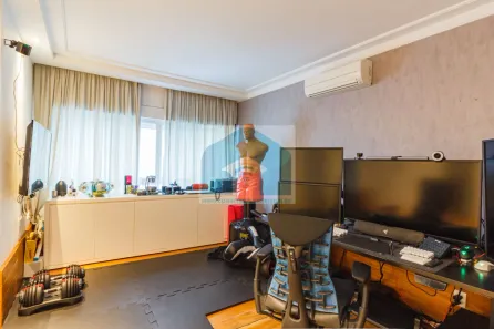 Casa de Condomínio com 4 Quartos à venda, 355m² no Real Parque, São Paulo