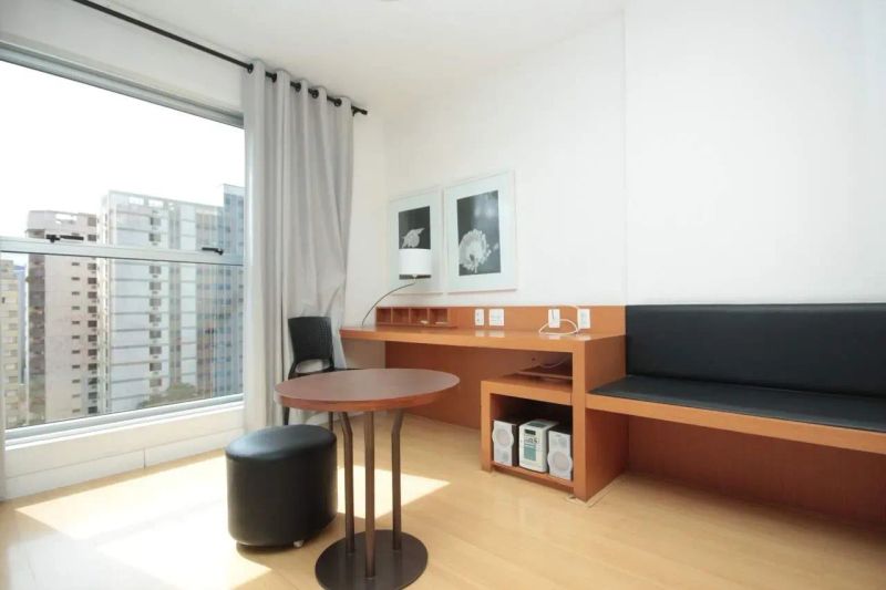 Flat com 1 quarto — Lourdes, Belo Horizonte