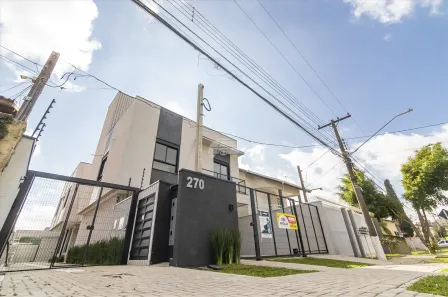 Sobrado com 3 Quartos à venda, 170m² no Orleans, Curitiba