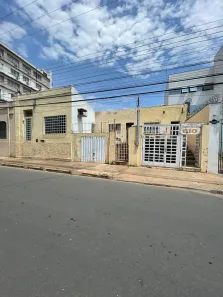 Casa com 2 Quartos à venda, 207m² no Centro-Sul, Cuiabá