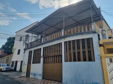 Imóvel Comercial com 5 Quartos para alugar, 216m² no Dom Pedro I, Manaus