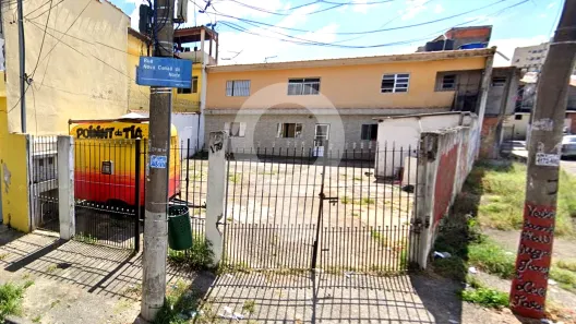 Casa com 2 Quartos à venda, 262m² no Jardim Santo Antônio, São Paulo