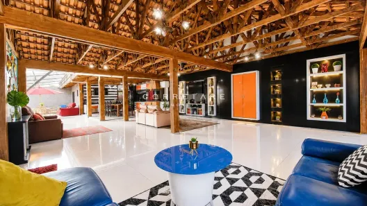 Casa com 5 Quartos à venda, 700m² no Cajuru, Curitiba
