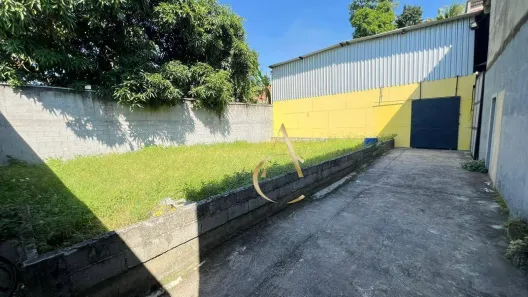 Galpão/Depósito/Armazém à venda, 360m² no Miguel Couto, Nova Iguaçu