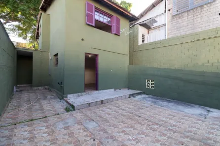 Casa com 2 Quartos para alugar, 300m² no Caxingui, São Paulo