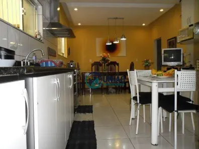 Casa com 3 Quartos à venda, 156m² no Santa Rosa, Niterói