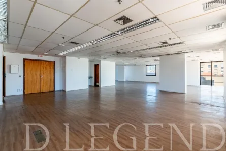 Sala Comercial para alugar, 706m² no Centro Histórico, Porto Alegre