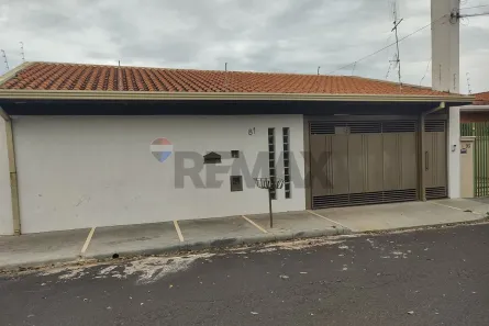 Casa com 3 Quartos à venda, 245m² no Jardim Santa Angelina, Araraquara