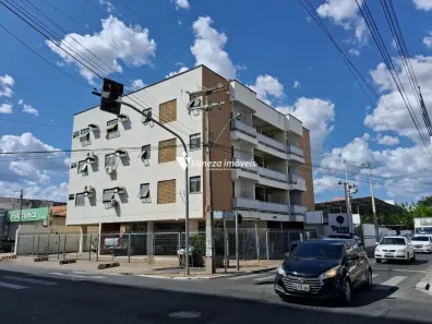 Apartamento com 4 Quartos para alugar, 90m² no Centro, Teresina
