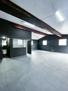 Ponto Comercial para alugar, 255m² no Nogueira, Petrópolis