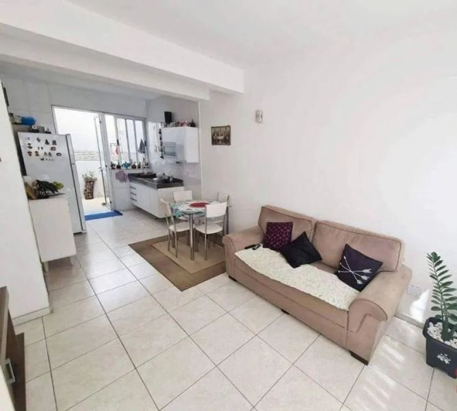 Casa com 2 quartos — Planalto, Belo Horizonte