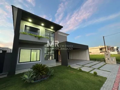 Casa com 4 Quartos à venda, 273m² no Parque Ipiranga, Resende