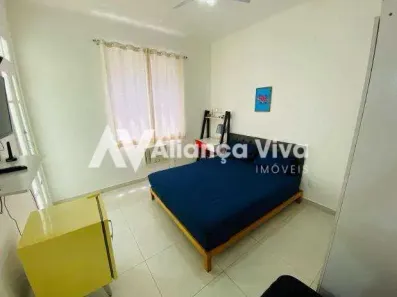 Kitnet com 1 Quarto à venda, 28m² no Copacabana, Rio de Janeiro
