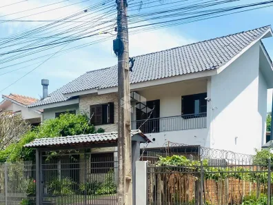 Casa com 4 Quartos à venda, 285m² no Camobi, Santa Maria