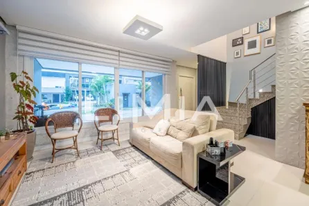 Casa com 3 Quartos à venda, 200m² no Sarandi, Porto Alegre