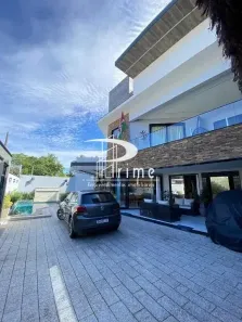Casa com 3 Quartos à venda, 209m² no Camboinhas, Niterói