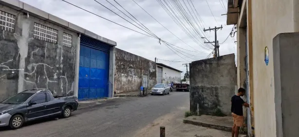 Galpão/Depósito/Armazém à venda, 200m² no Valéria, Salvador