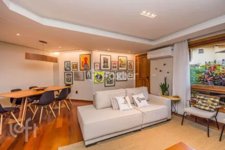 Casa de Condomínio com 3 Quartos à venda, 309m² no Boa Vista, Porto Alegre