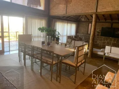 Casa de Condomínio com 3 Quartos para alugar, 230m² no Pinheirinho, Vinhedo