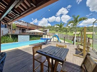 Fazenda/Sítio com 3 Quartos à venda, 250m² no Centro, Divinópolis