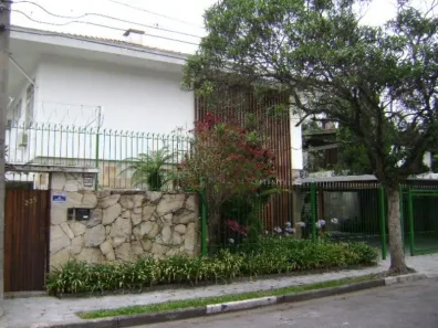Sobrado com 4 Quartos à venda, 472m² no Jardim Everest, São Paulo