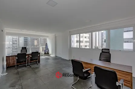 Sala Comercial para alugar, 44m² no Pioneiros, Balneário Camboriú