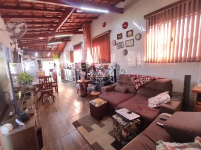 Sobrado com 3 Quartos à venda, 250m² no Vila Portal das Flores, Caraguatatuba