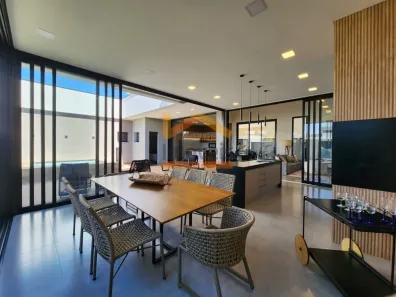 Casa de Condomínio com 4 Quartos à venda, 280m² no Loteamento Residencial Jardim Villagio, Americana