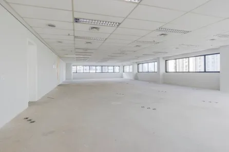 Ponto Comercial para alugar, 109m² no Vila Olímpia, São Paulo