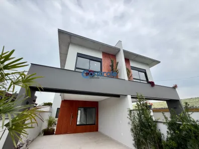Sobrado com 3 Quartos à venda, 180m² no Coloninha, Florianópolis