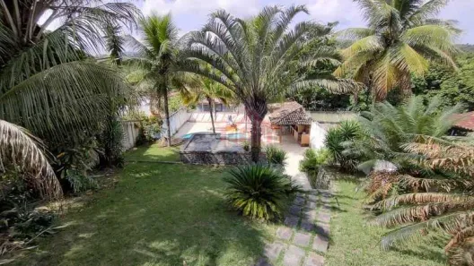 Casa de Condomínio com 4 Quartos à venda, 400m² no Badu, Niterói