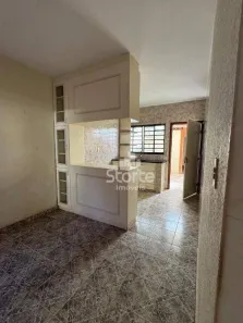 Casa com 3 Quartos à venda, 280m² no Cidade Jardim, Uberlândia