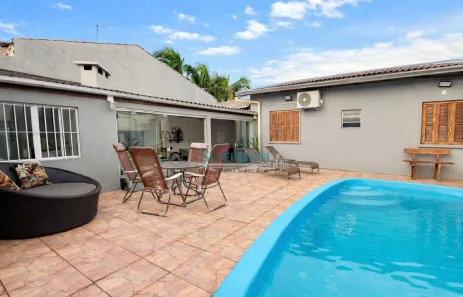 Casa com 3 Quartos à venda, 120m² no Vila Cachoeirinha, Cachoeirinha