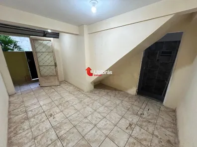Casa com 1 Quarto para alugar, 60m² no Horto Florestal, Belo Horizonte