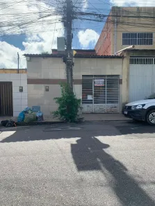 Sobrado com 3 Quartos à venda, 234m² no Olavo Oliveira, Fortaleza
