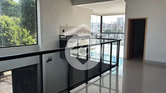 Sobrado com 4 Quartos para alugar, 300m² no Nossa Senhora Aparecida, Uberlândia