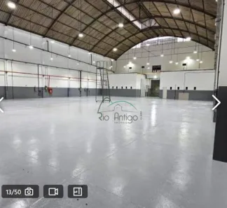 Galpão/Depósito/Armazém à venda, 1500m² no Penha, Rio de Janeiro