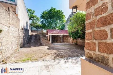 Lote/Terreno à venda, 551m² no Três Figueiras, Porto Alegre