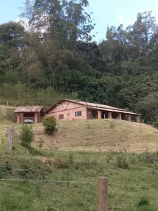 Fazenda/Sítio com 3 Quartos à venda, 250m² no , Joanópolis