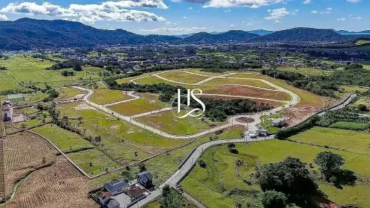 Lote/Terreno à venda, 858m² no Braço São João, Santo Amaro da Imperatriz