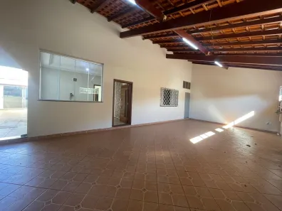 Casa com 3 Quartos à venda, 253m² no Parque do Horto, Franca