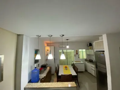 Casa com 3 Quartos à venda, 101m² no Santa Regina, Camboriú