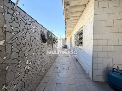 Casa com 3 Quartos à venda, 262m² no Estuário, Santos