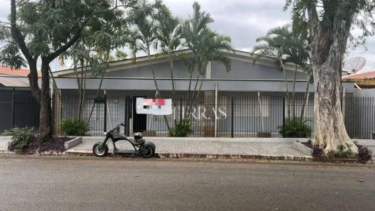 Casa com 3 Quartos para venda ou aluguel, 237m² no Brasil, Itu