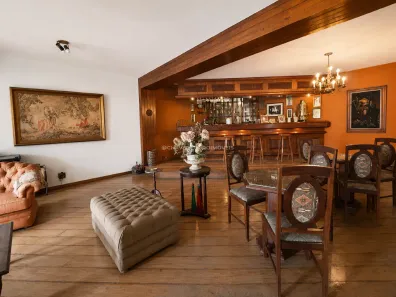 Casa com 4 Quartos à venda, 468m² no Mercês, Uberaba